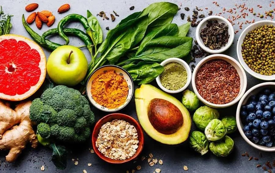 مواد غذایی مفید برای پوست