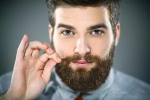 پرپشتی ریش و سبیل