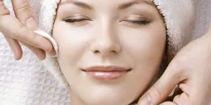 فواید سالیسیلیک اسید برای پوست